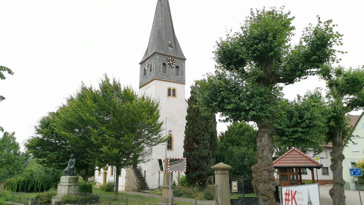 hueffenhardt kirche 1