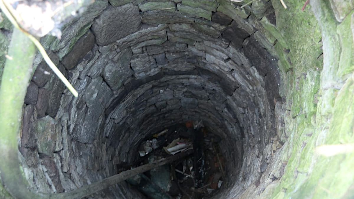 Wiedergefundener Schachtbrunnen, vermutlich Spätmittelalter / frühe Neuzeit