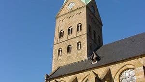 Romanischer Turm