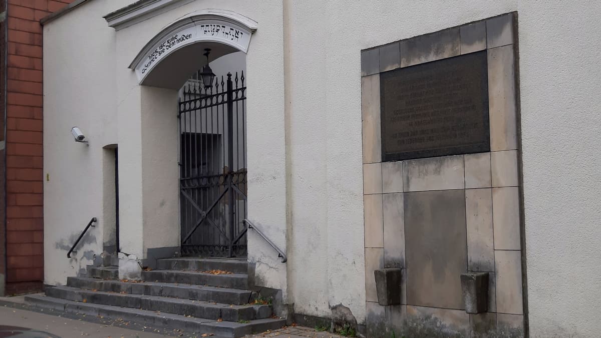 Eingang Friedhof, Aachen Lütticher Straße 39