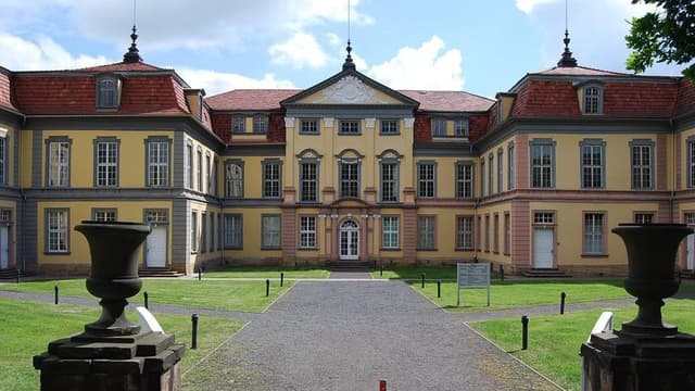 Schloss Friedrichsthal