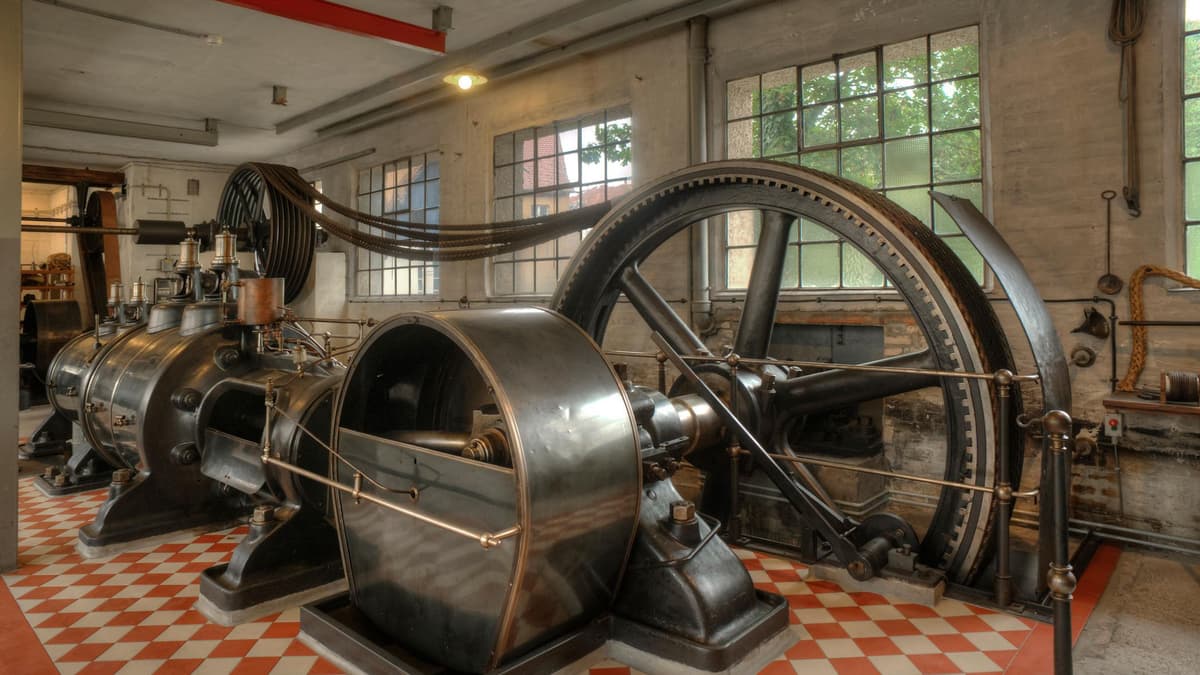 Einer von 100 Heimatschätzen in Bayern: Die Museumsdampfmaschine (BJ 1902)