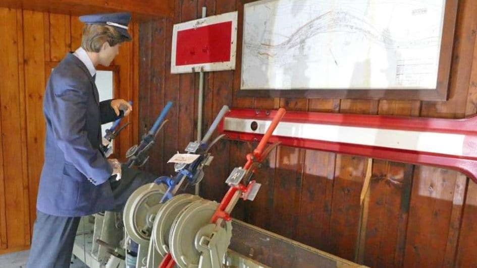Historisches Stellwerk im Bahnhof Naila