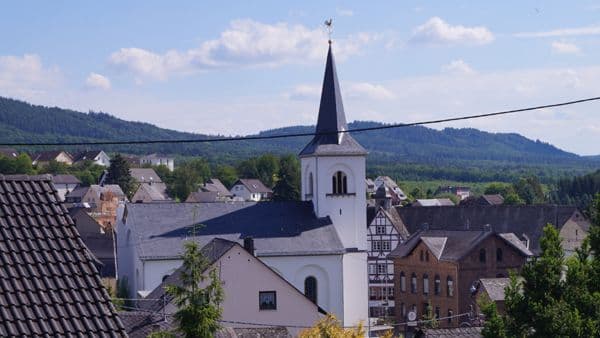 Ev Kirche Menge3rschied