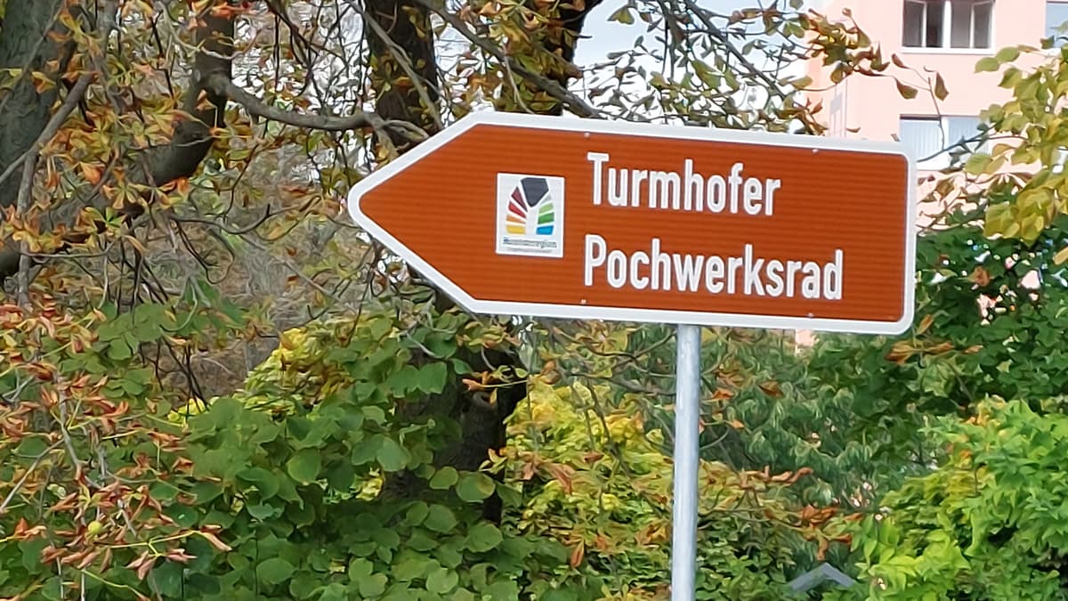Wegweiser Dresdner Straße