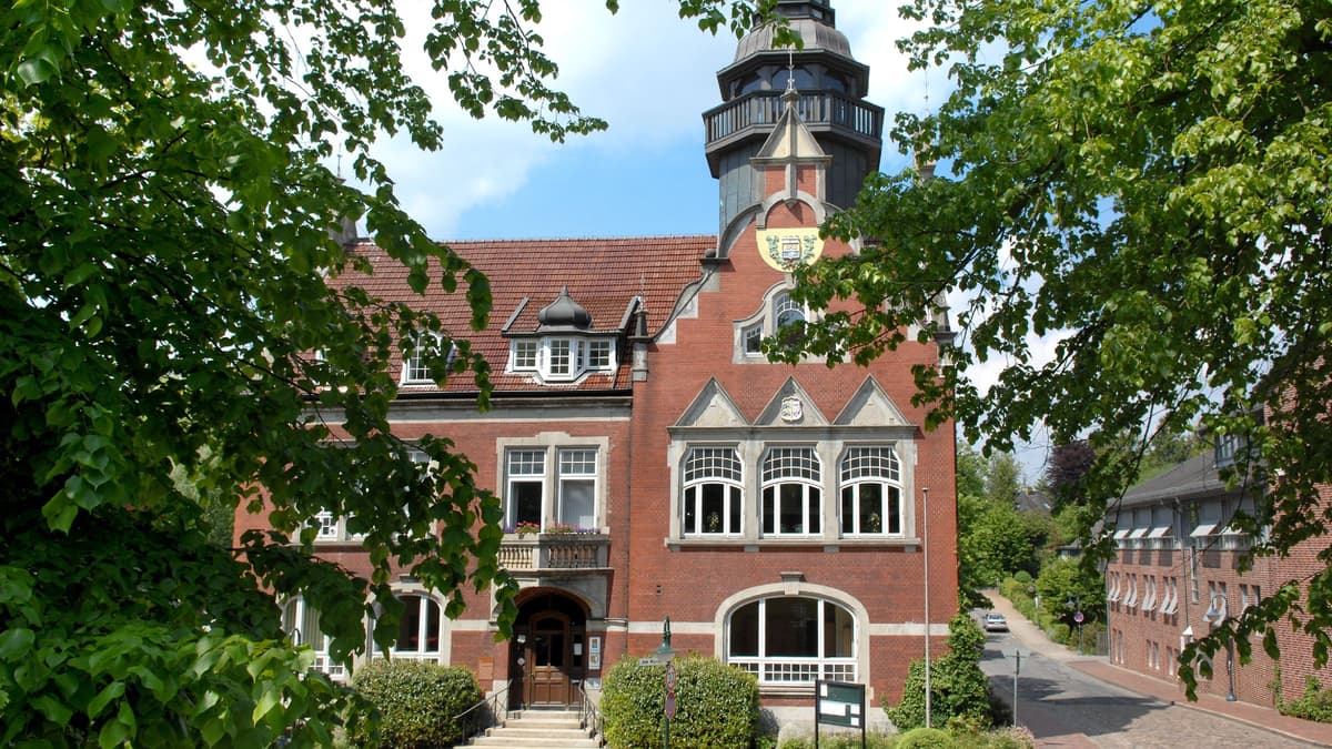 Historisches Rathaus front