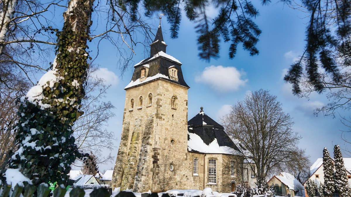 Ev. Kirche Krumpa