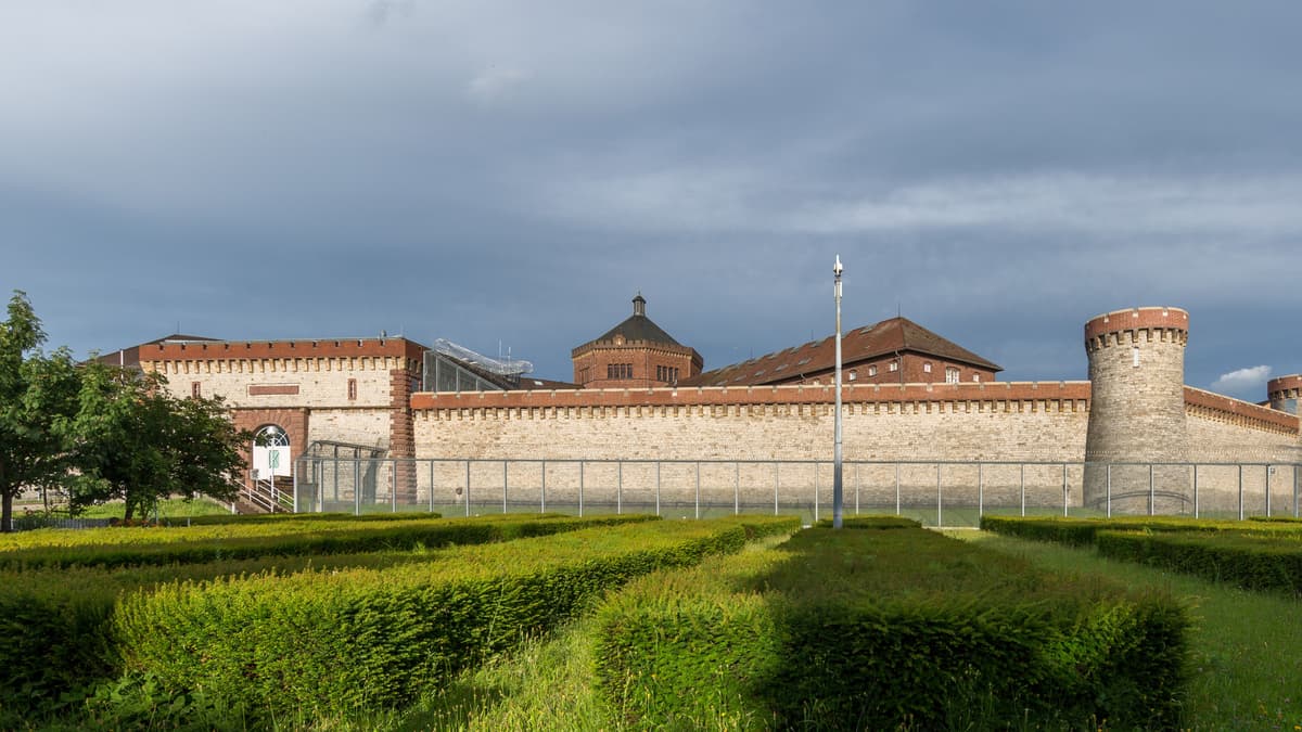 Justizvollzugsanstalt (JVA) – Rund um das Gefängnis