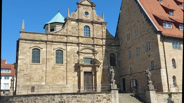 Heilig-Kreuz-Kirche