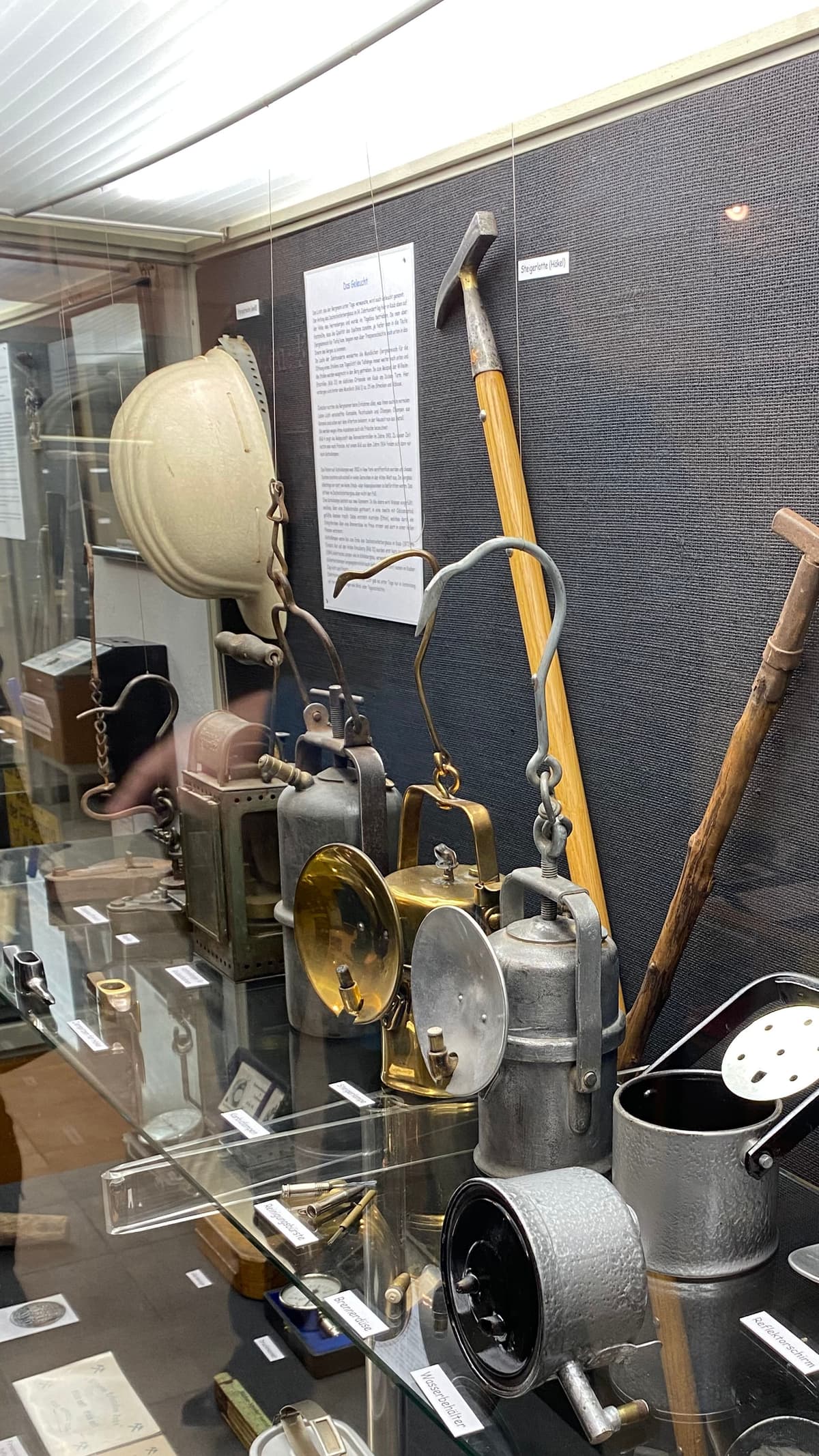 Grubenlampen im Museum Kauber Schiefer