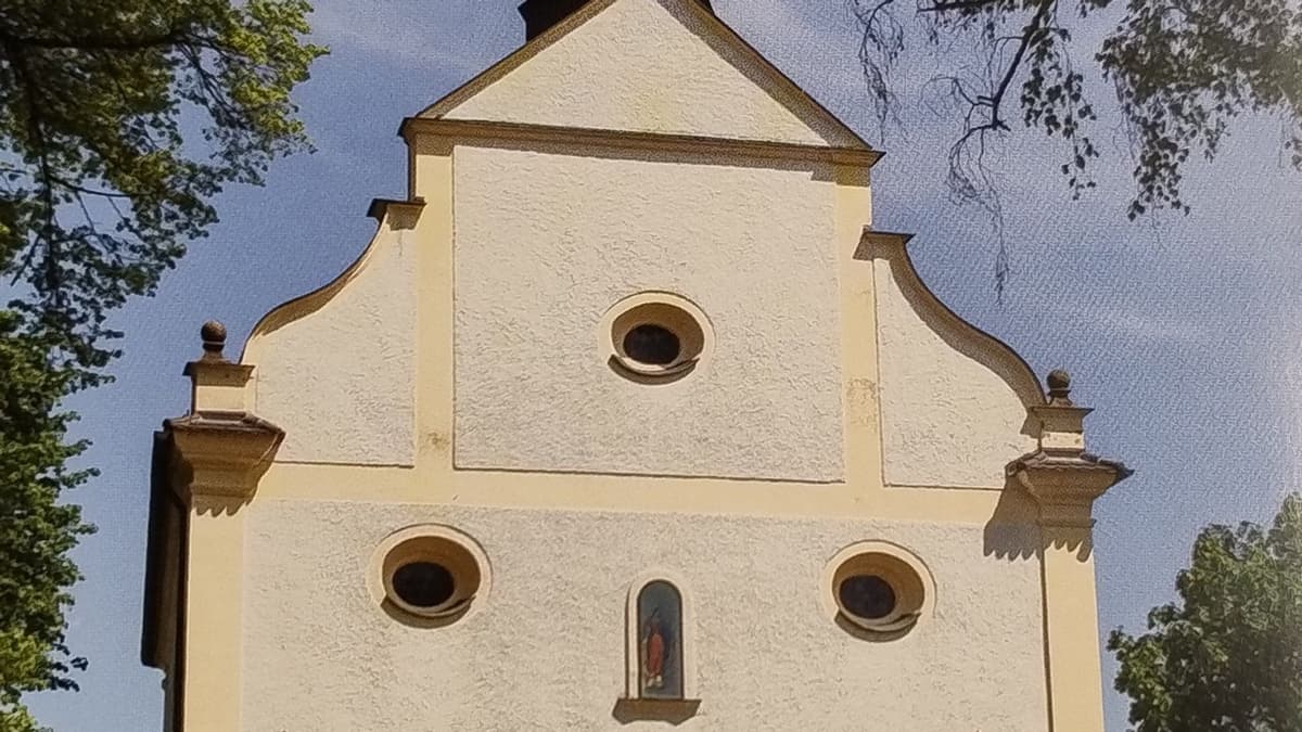 Frontansicht St-Moritz-Kirche