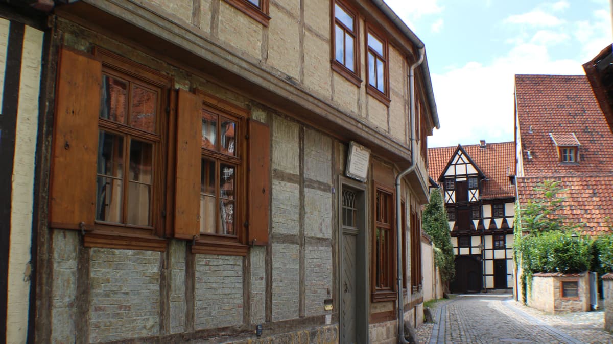 Straßenansicht