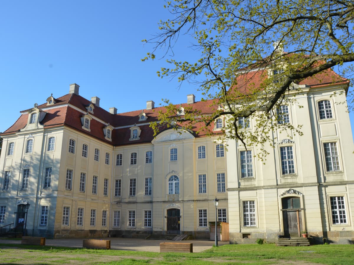 Nordseite Schloss Martinskirchen