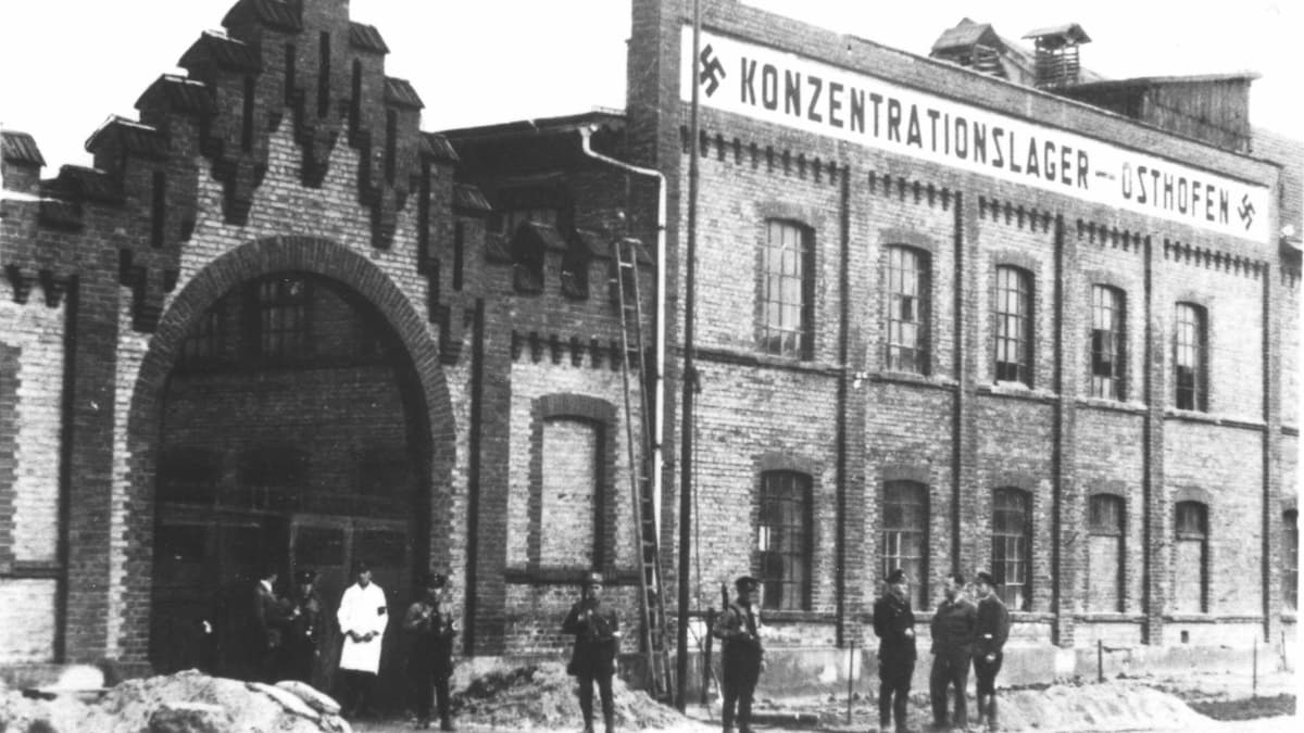 Außenansicht des Konzentrationslagers Osthofen 1933