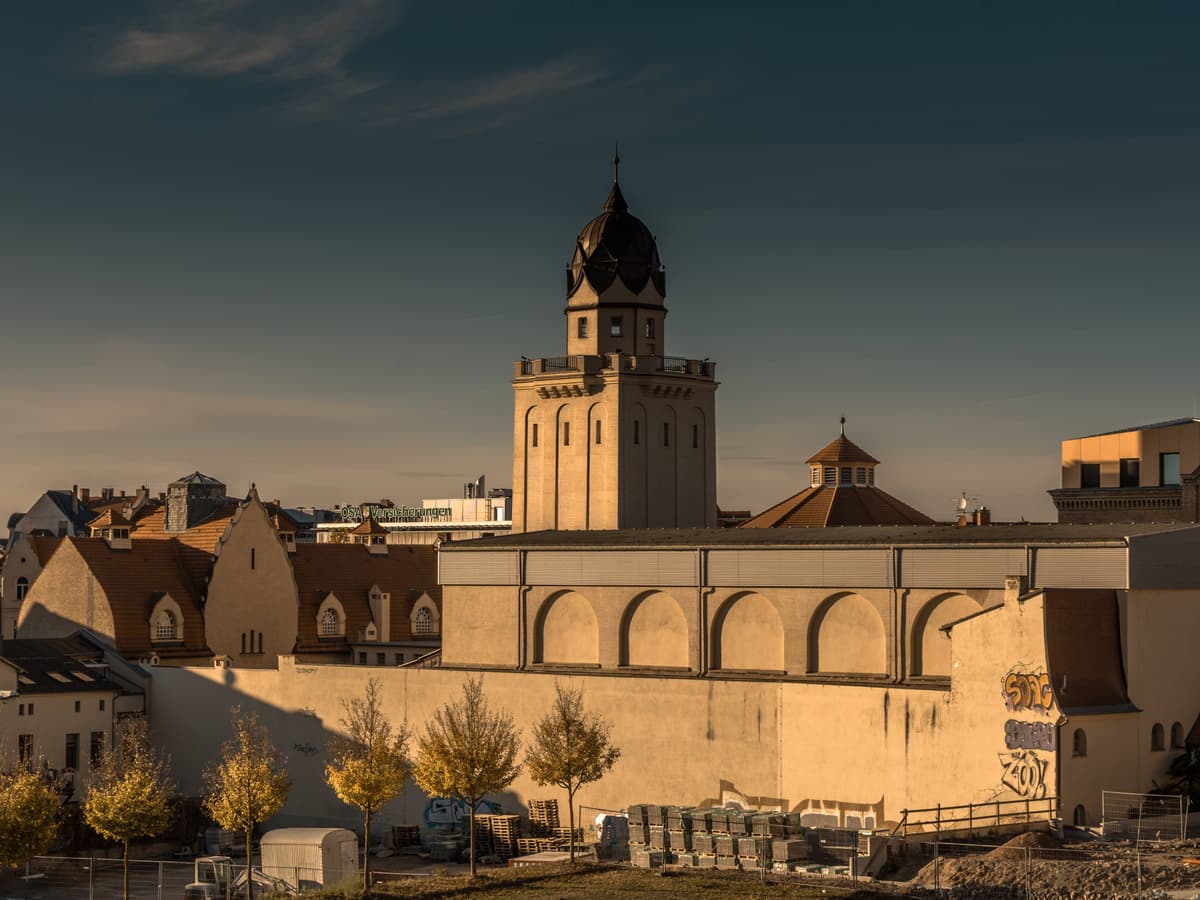 Ensemble des Stadtbades von Außen