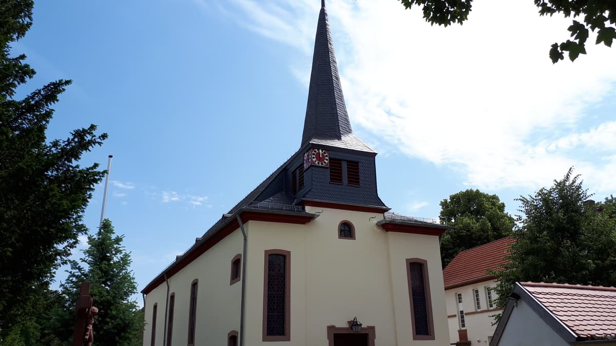Pfarrkirche St. Petrus in Ketten