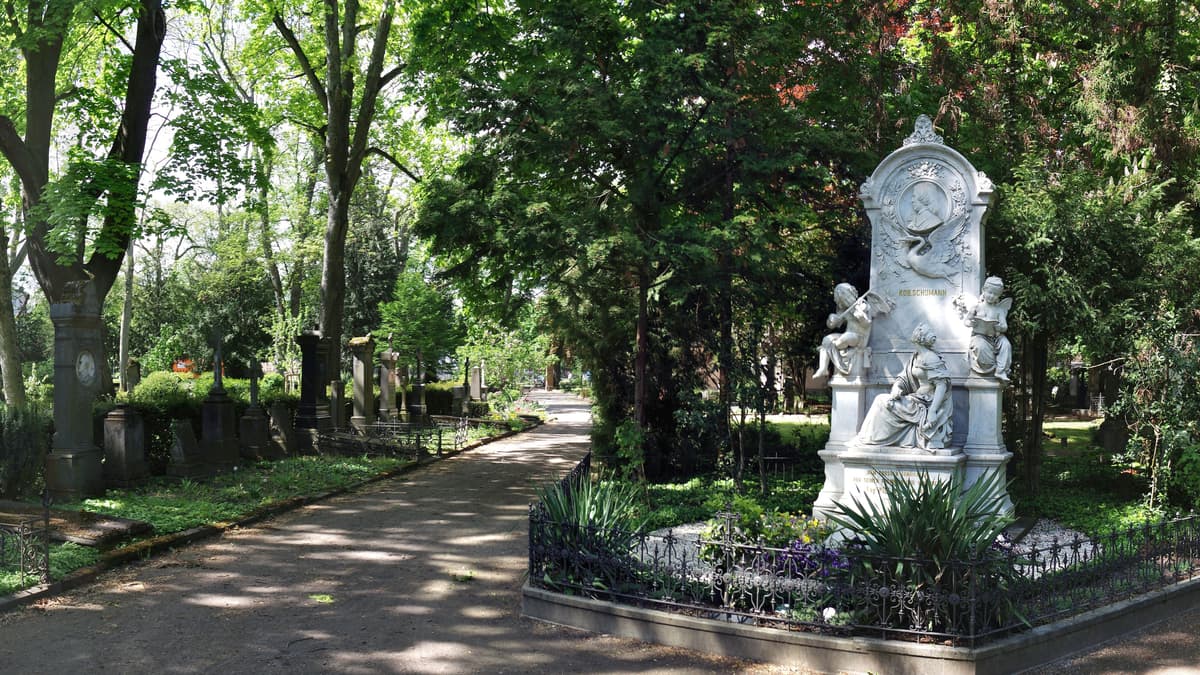 Das Schumann Grab