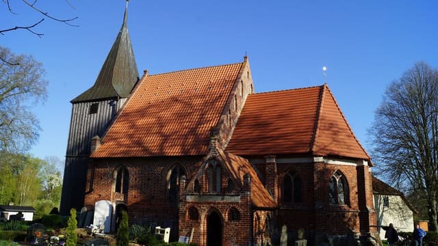 Dorfkirche St. Marien und Johannes in Levenhagen