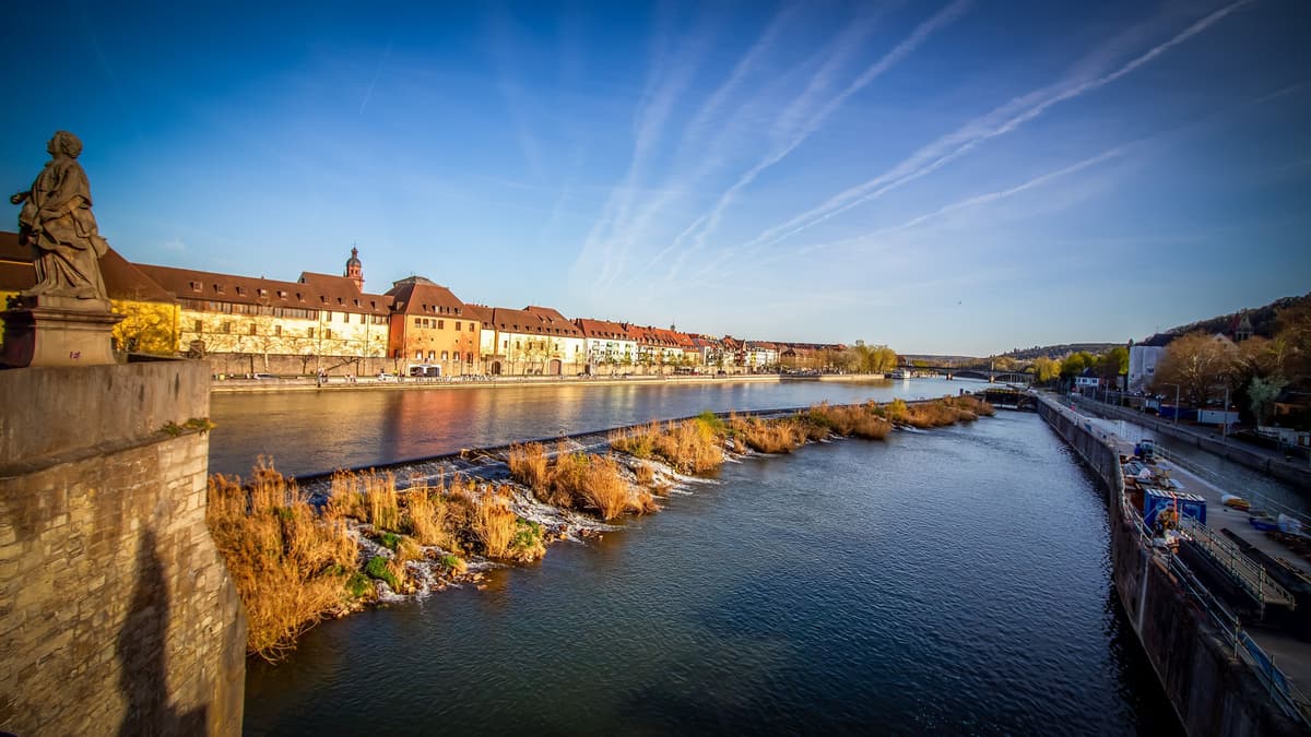 Main Würzburg - Staustufe
