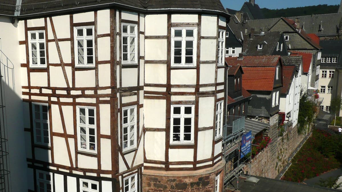 Hundsturm mit Stadtmauer