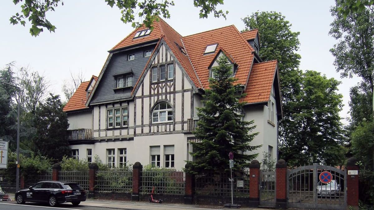 Widdersdorfer Strasse 196-196a