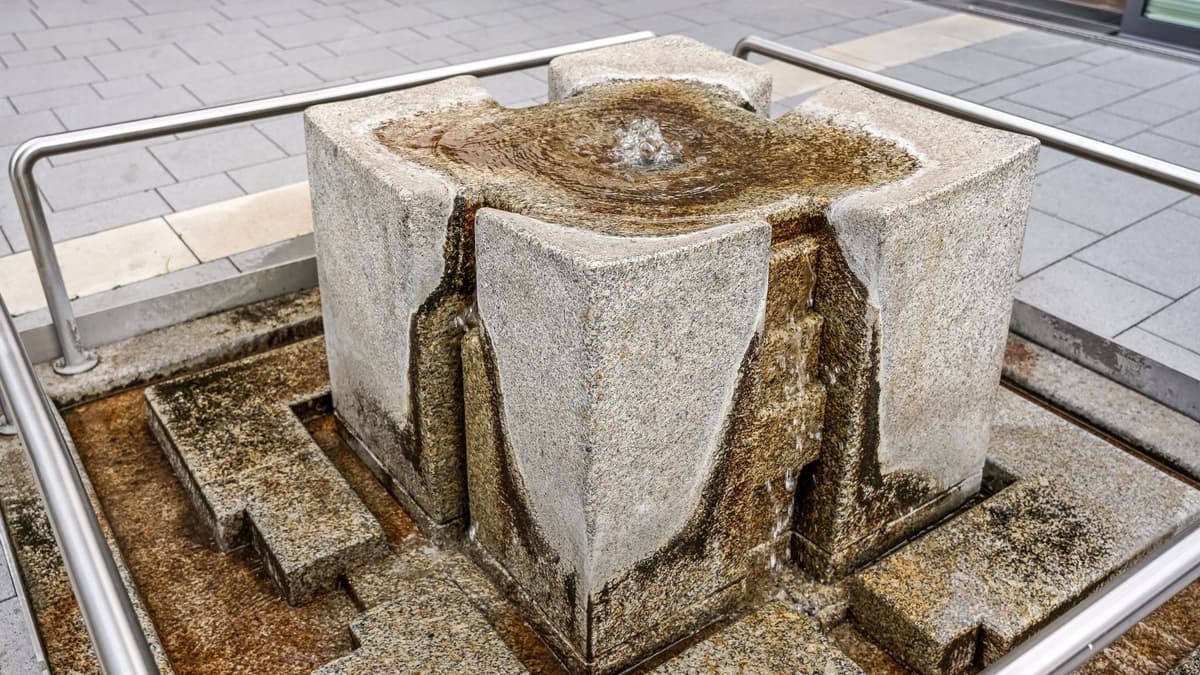 Brunnen