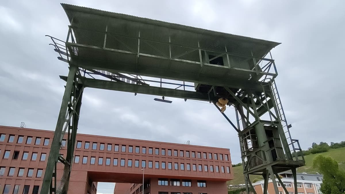 Überbock-Verladekran Esslingen Weststadt