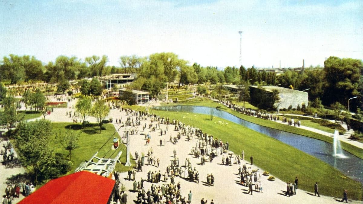 Deutz Rheinpark_Flamingoweiher Postkarte_1957