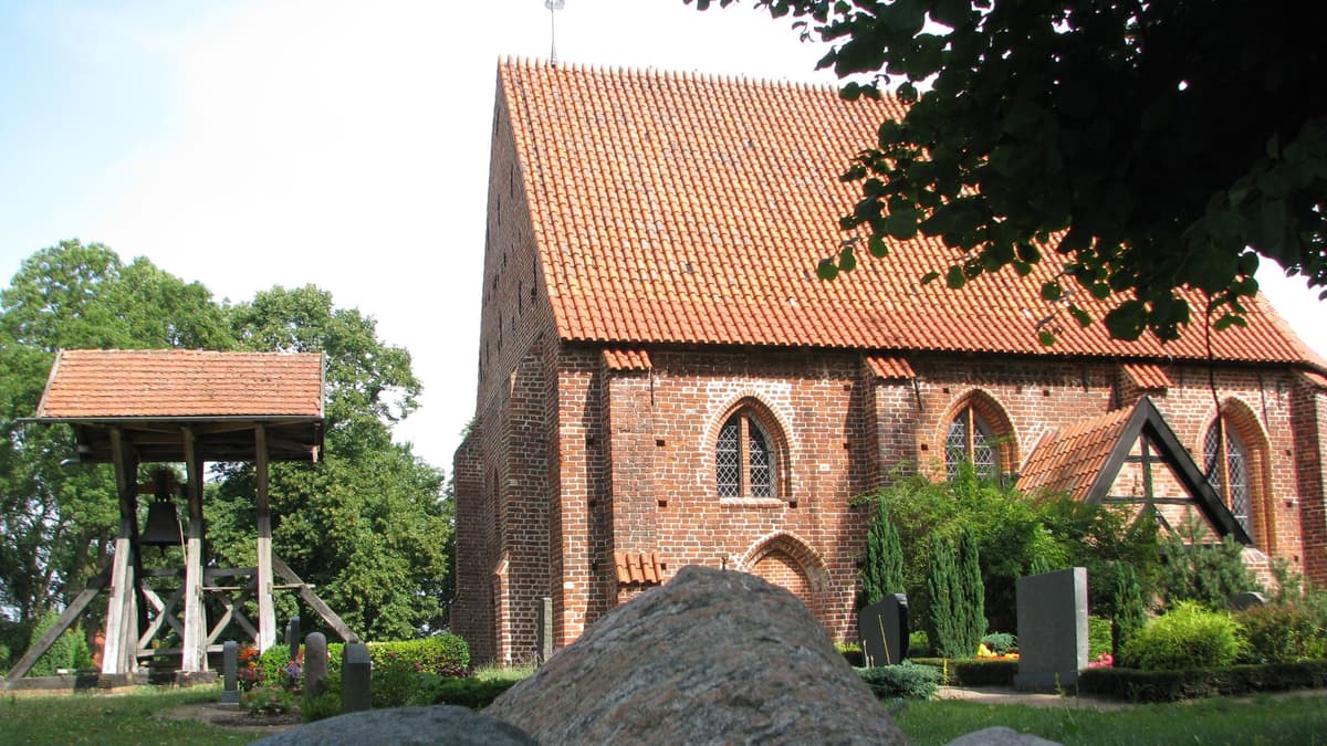 Dorfkirche Groß Trebbow