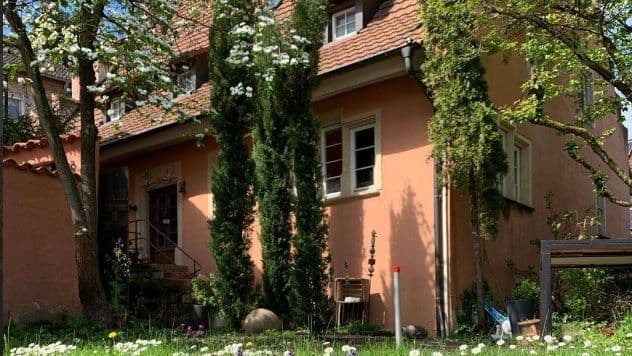 haus draussen