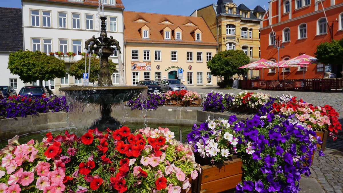 Marktbrunnen mit Blick auf das Pfefferkuchenmuseum