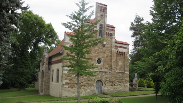 Johannisfriedhof