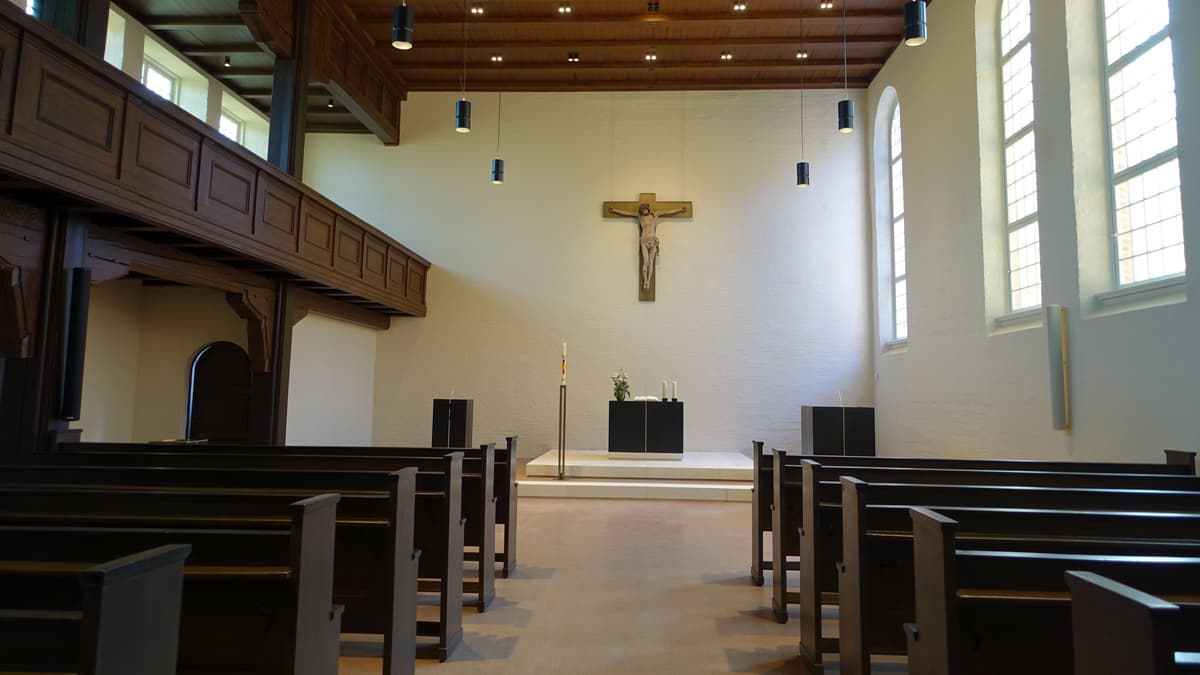 St. Johannes-Kirche 2025, Blick in den Chorbereich