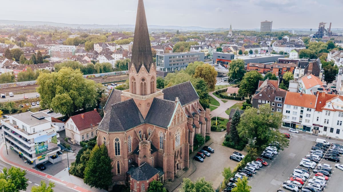 Luftbild der Stiftskirche