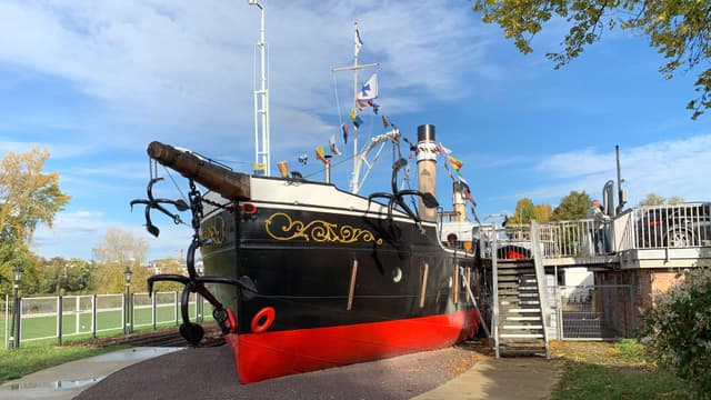 Elbeseitenradschleppdampfer „WÜRTTEMBERG“