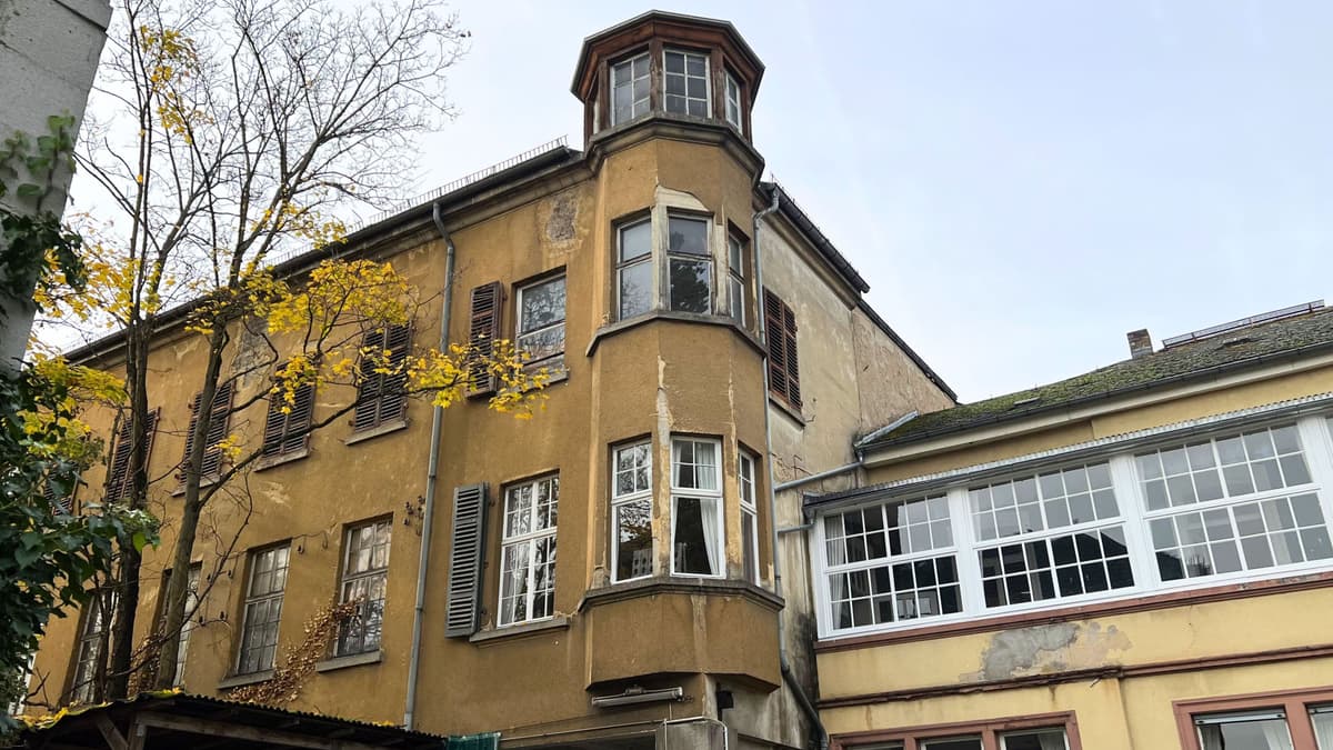Fabrikgebäude