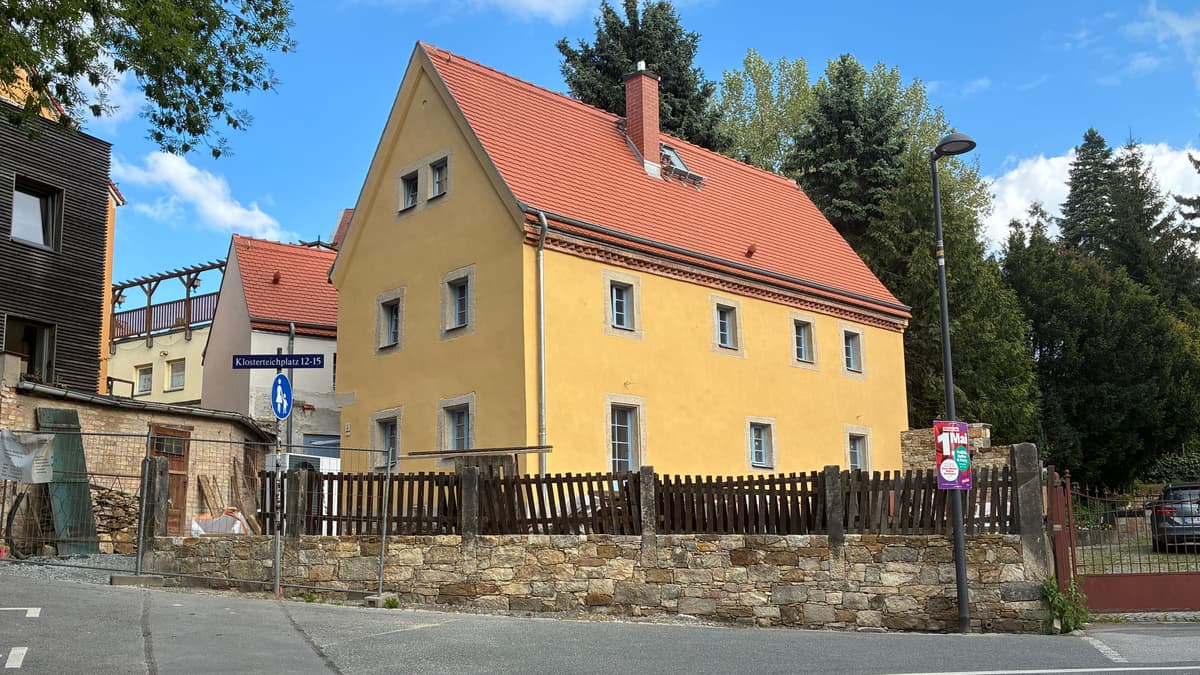 Klosterteichplatz 11 - Wohngebäude 05/2026