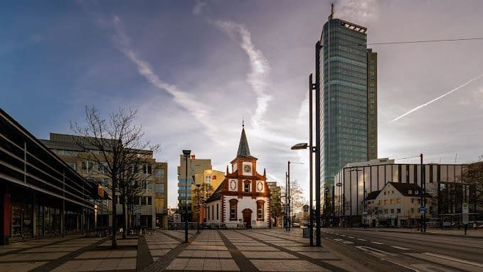 Die Französisch-Reformierte Kirche im Herzen Offenbachs