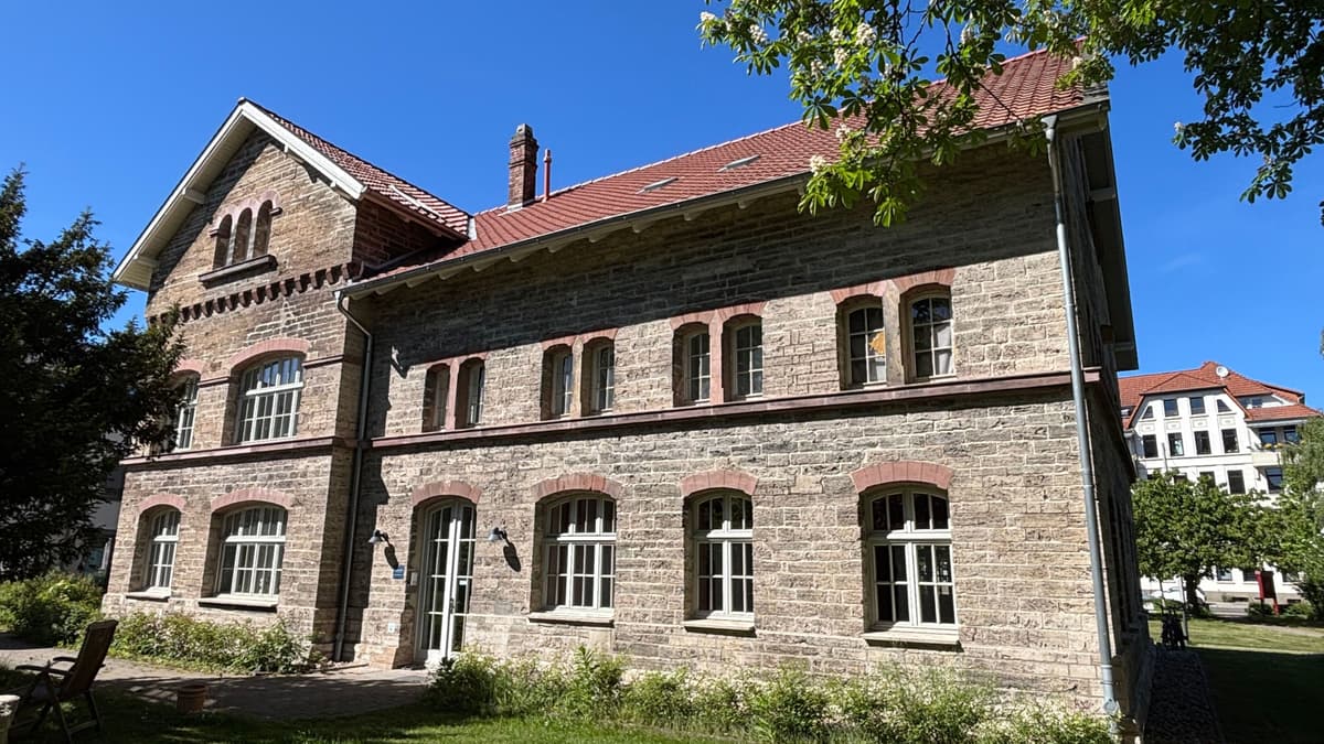 Gemeindehaus „Alte Schmiede“ (Südseite)