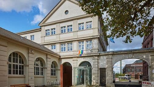 Im ehem. Portierhaus ist heute das Hoesch-Museum untergebracht