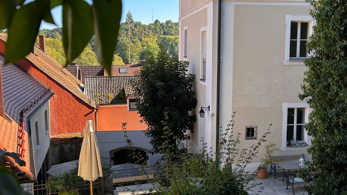 Innenhof 1. Terrasse
