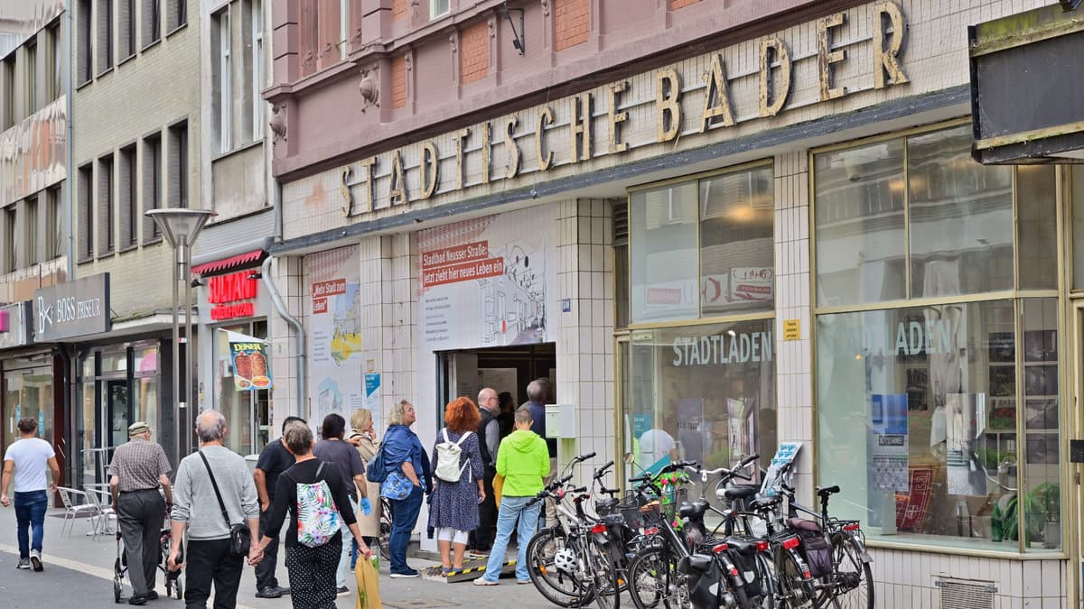 Eingang zum Stadtbad