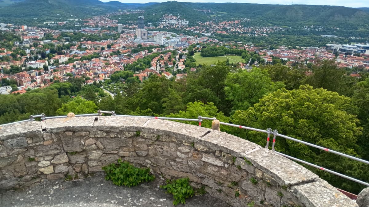 Bismarckturm, Blick von der Feuerschale auf Jena