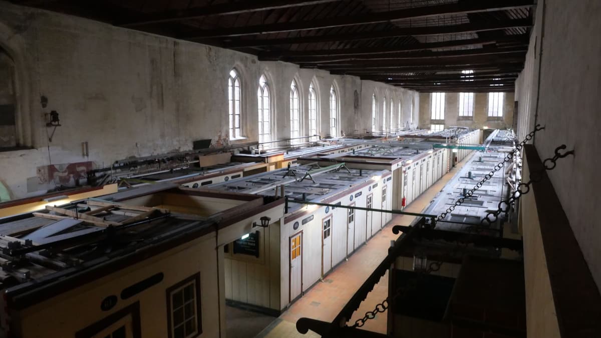 Heiligen-Geist-Hospital, Langhaus mit Kabäuschen