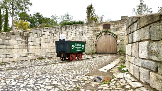 Historischer Kohlenbahntunnel