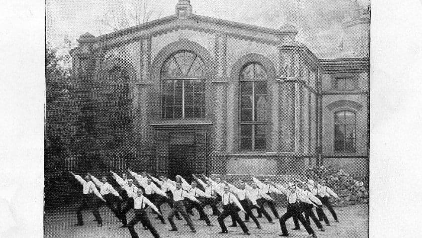 Aussenansicht Schulturnhalle 1910