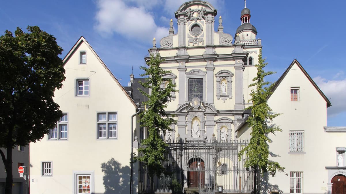 Kirche St. Maria vom Frieden und Klostern