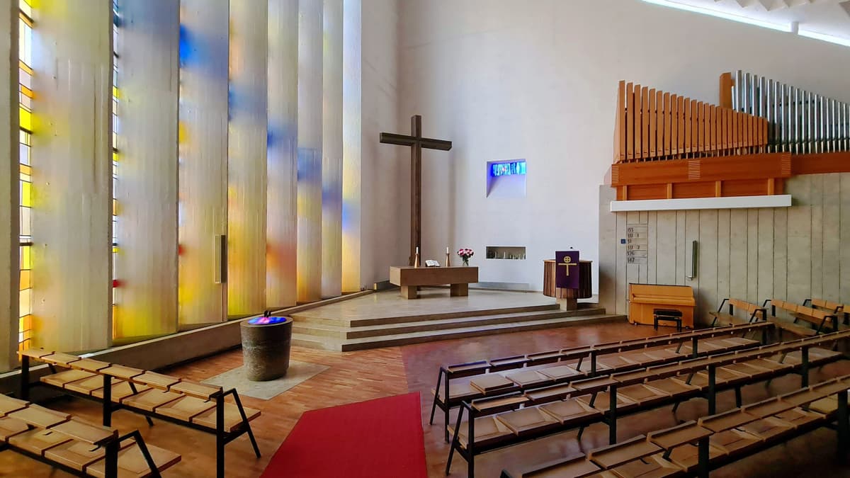 Altarraum Versöhnungskirche