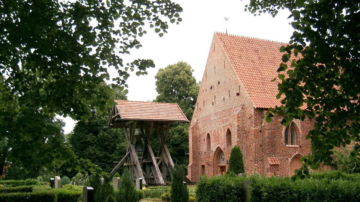 Dorfkirche Groß Trebbow
