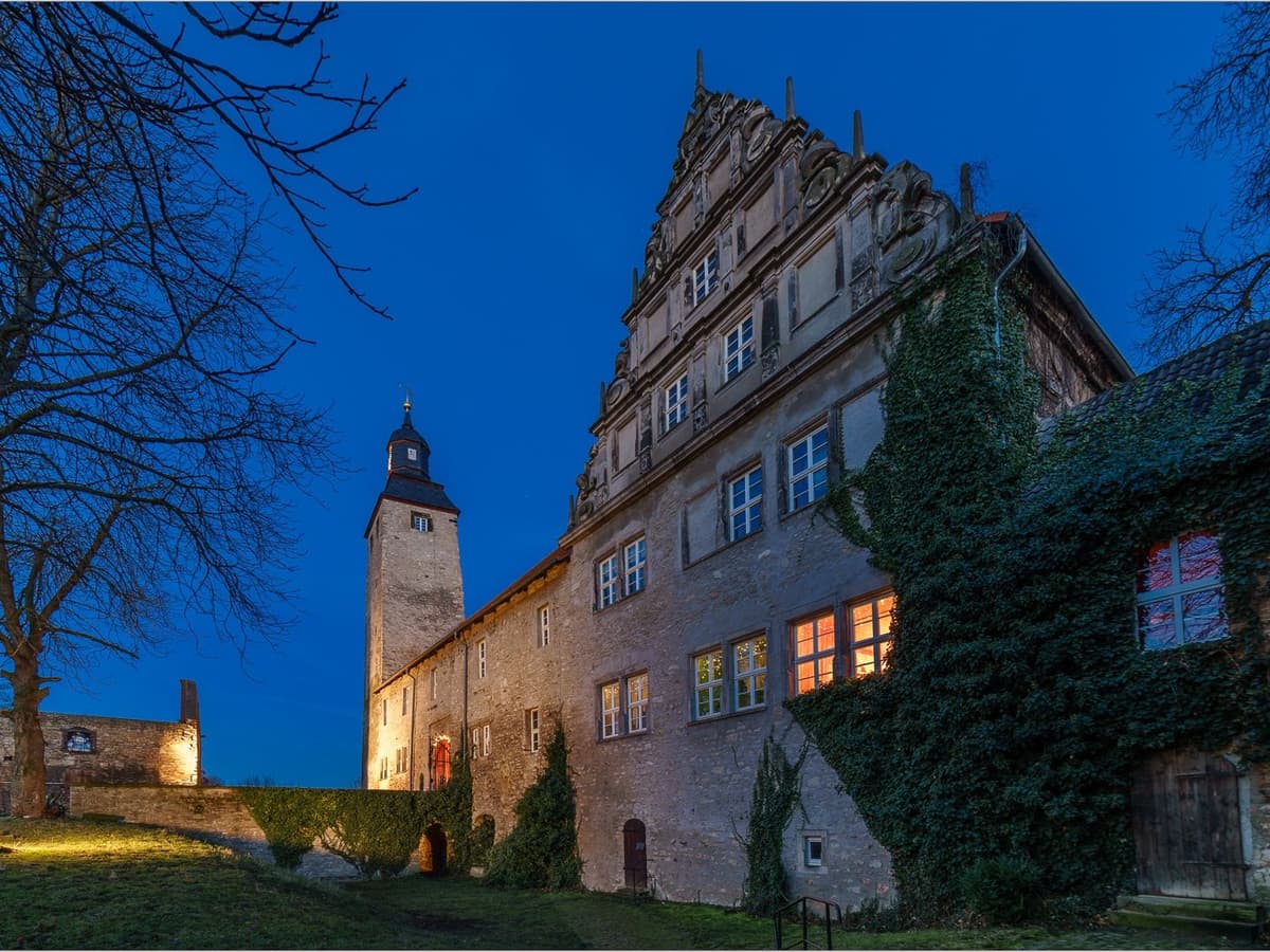 Westansicht zur Abendzeit